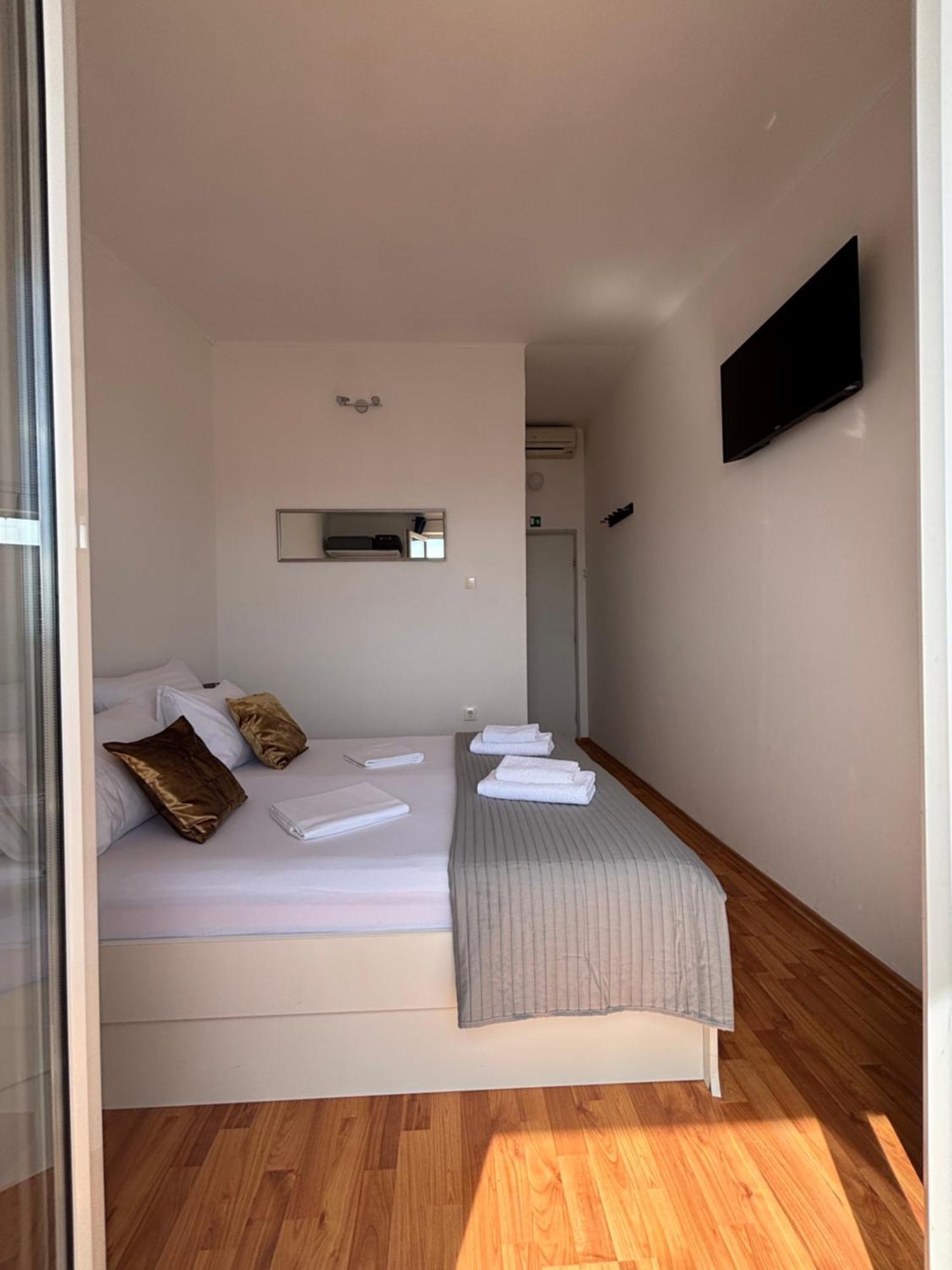 Plava Laguna Zavala Exterior foto